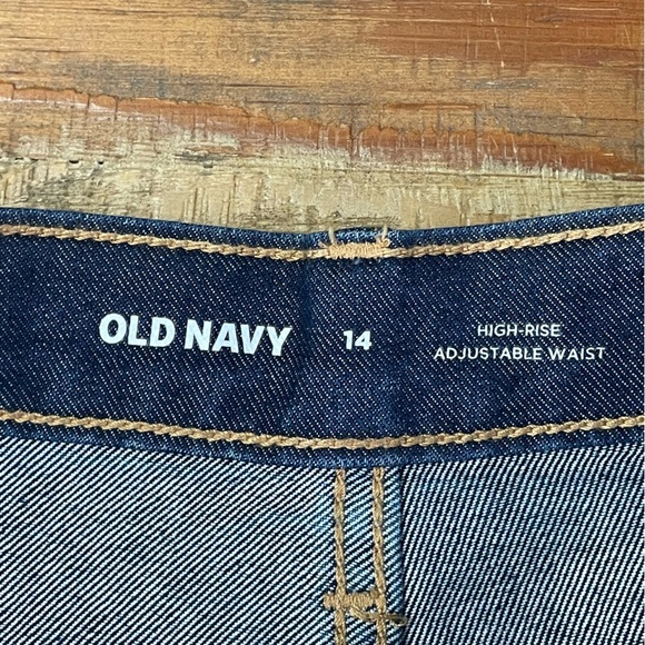 NWT!  Girls Old Navy high rise dark denim shorts adjustable waist size 14 - Picture 3 of 10